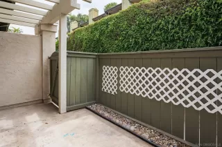 Photo #2: 230015182 Listing 