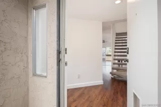 Photo #3: 230015182 Listing 