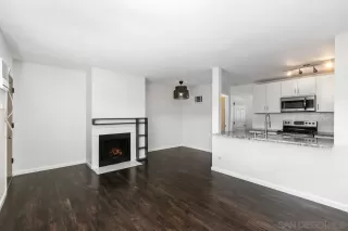 Photo #2: 230015205 Listing