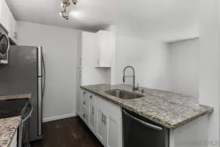 Photo #6: 230015205 Listing