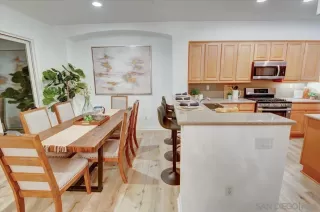 Photo #5: 230015257 Listing