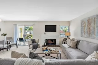 Photo #3: 230015308 Listing