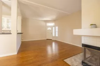 Photo #4: 230015323 Listing