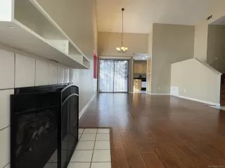 Photo #3: 230015366 Listing