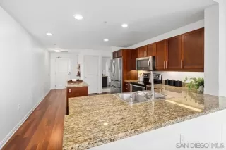 Photo #5: 230015451 Listing 