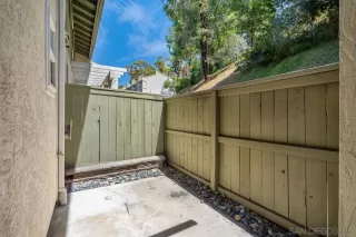 Photo #6: 230015496 Listing 