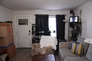 Photo #3: 230015501 Listing 