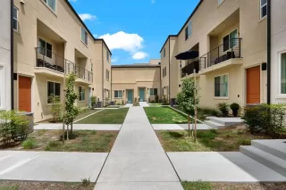 Photo #1: 230015502 Listing