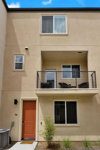 Photo #2: 230015502 Listing