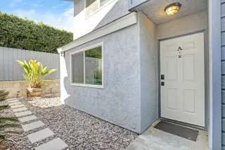 Photo #5: 230015504 Listing