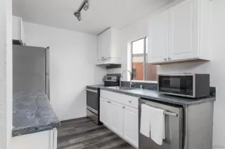 Photo #4: 230015534 Listing 