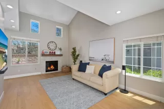 Photo #1: 230015549 Listing 