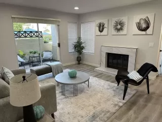 Photo #4: 230015580 Listing