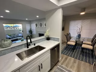 Photo #6: 230015580 Listing