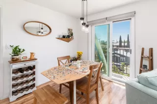 Photo #5: 230015583 Listing