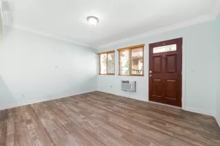 Photo #3: 230015657 Listing