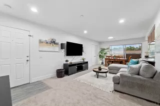 Photo #1: 230015668 Listing 