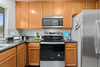 Photo #5: 230015668 Listing 