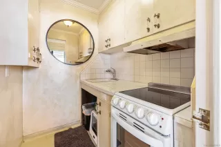 Photo #5: 230015672 Listing