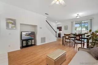 Photo #5: 230015675 Listing