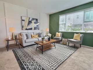 Photo #2: 230015705 Listing