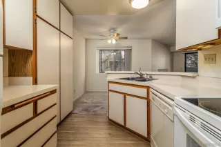 Photo #3: 230015730 Listing 