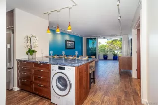 Photo #2: 230015733 Listing 