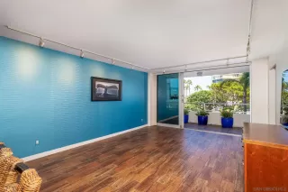 Photo #4: 230015733 Listing 