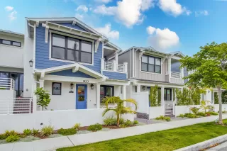 Photo #2: 230015756 Listing