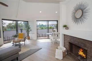 Photo #1: 230015838 Listing