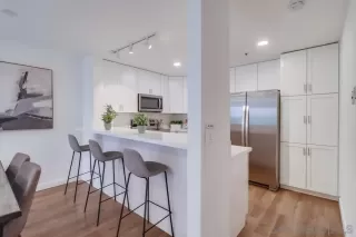 Photo #4: 230015850 Listing 