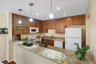 Photo #2: 230015861 Listing 