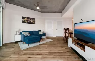 Photo #4: 230015871 Listing