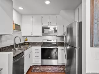 Photo #6: 230015900 Listing