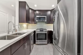 Photo #6: 230015934 Listing