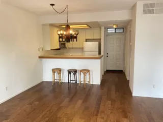 Photo #3: 230015952 Listing 