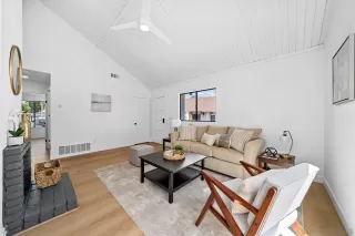 Photo #3: 230015960 Listing