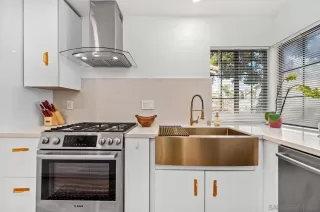 Photo #3: 230015973 Listing