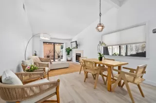 Photo #4: 230015973 Listing