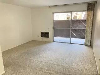 Photo #4: 230015998 Listing