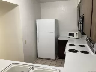 Photo #6: 230015998 Listing