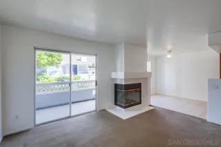 Photo #4: 230016000 Listing 