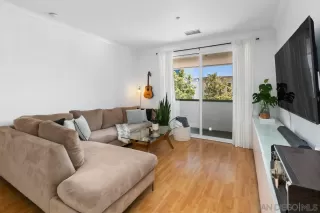 Photo #5: 230016018 Listing