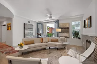 Photo #5: 230016035 Listing