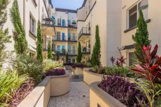 Photo #2: 230016067 Listing 