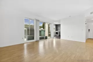 Photo #5: 230016070 Listing 