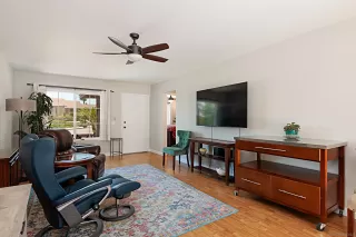 Photo #3: 230016084 Listing