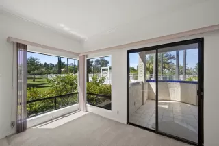 Photo #3: 230016093 Listing