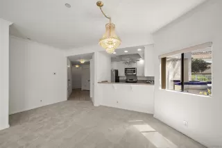 Photo #6: 230016093 Listing