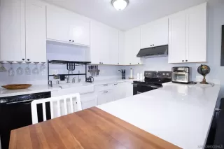 Photo #3: 230016103 Listing